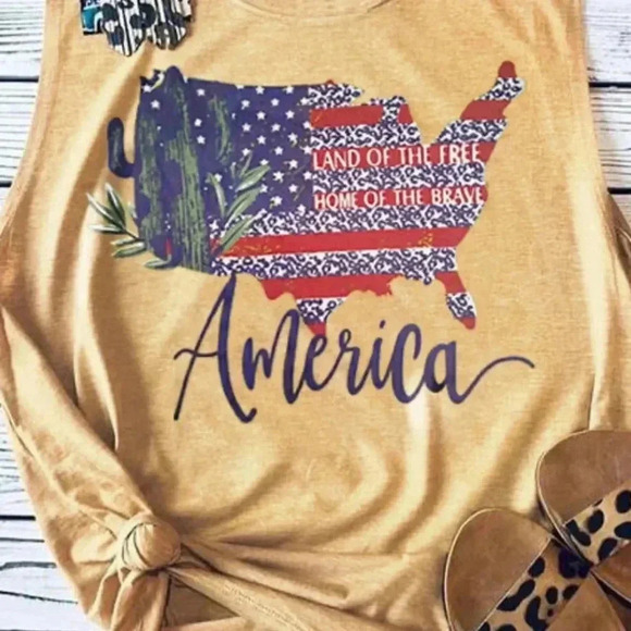 🆕American Map Land Of The Free Tank - Yellow XL🆕 - Picture 1 of 4